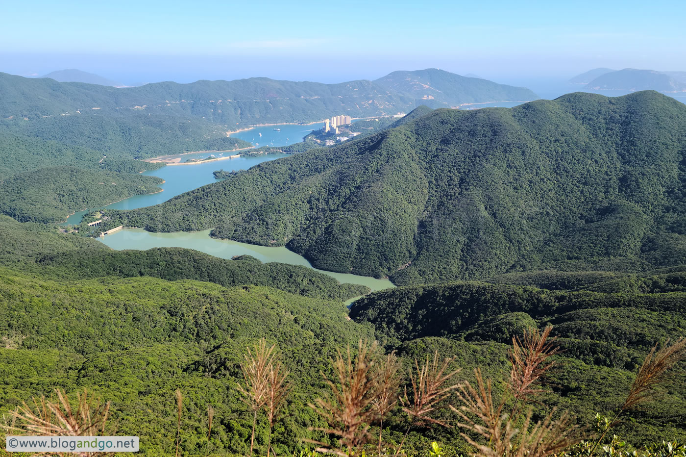 Wong Nai Chung to Stanley - Traversing Violet Hill